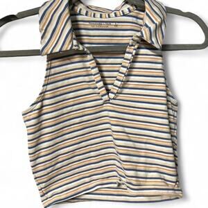 Abercrombie & Fitch small v neck polo striped crop top. Soft with stretch